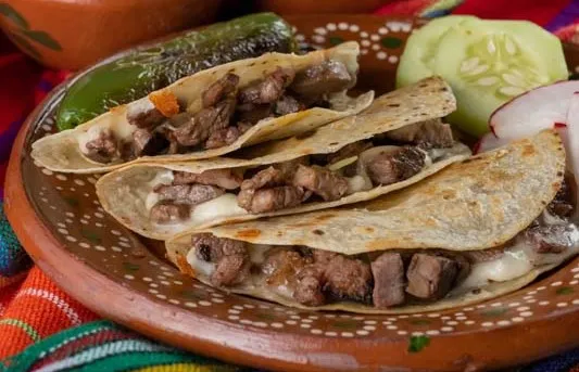 Quesadilla con Carne